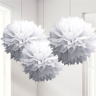 Pompons blancs