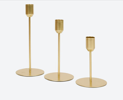 lot de 3 chandeliers dor&eacute;s &agrave; louer 